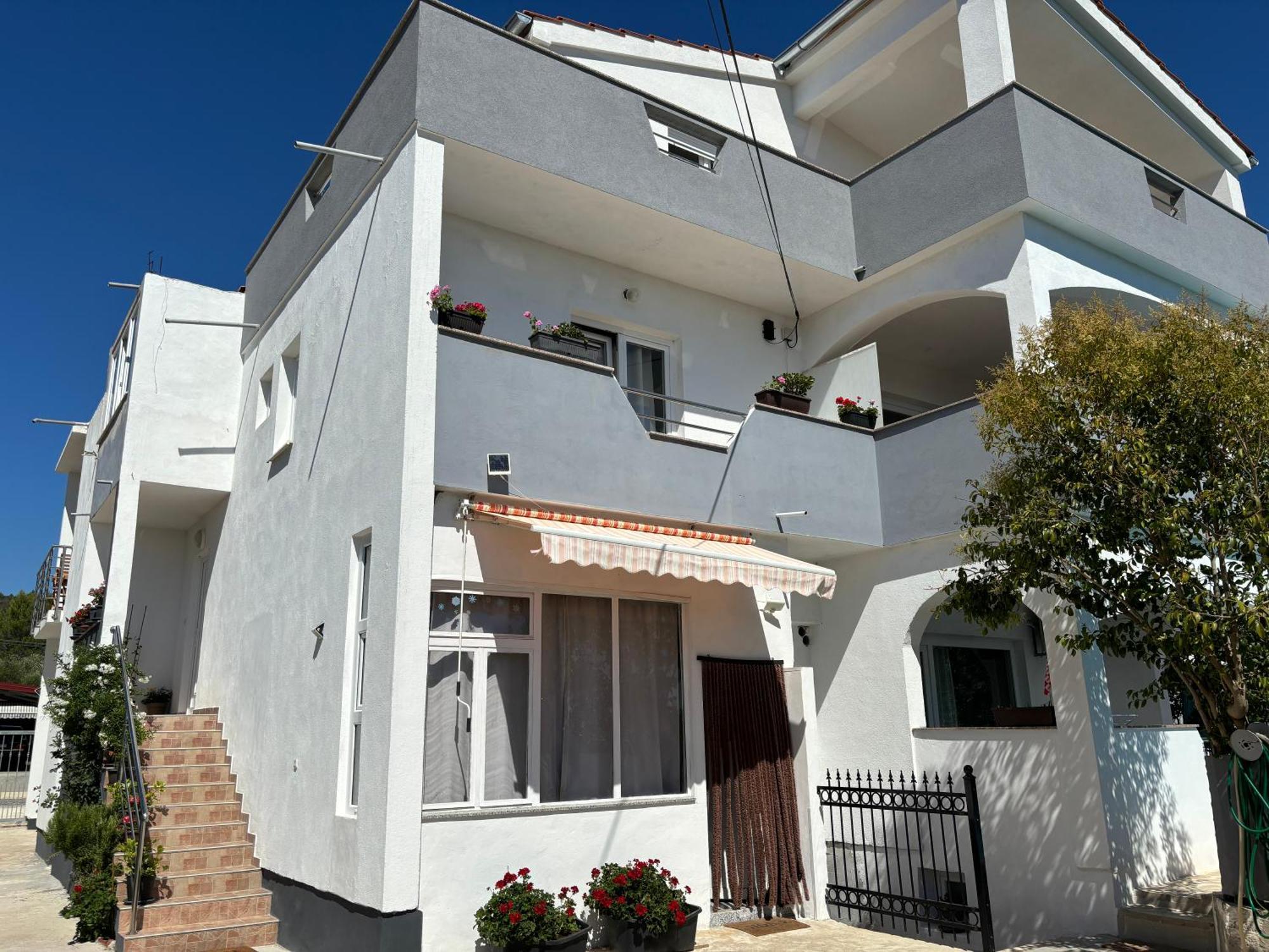 Apartments N&M Sukosan Luaran gambar