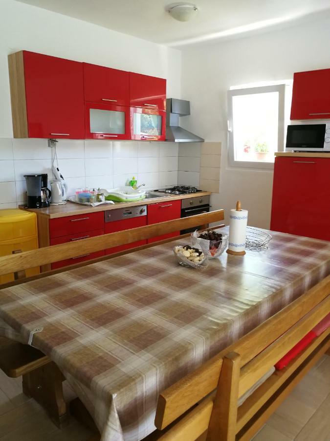 Apartments N&M Sukosan Luaran gambar