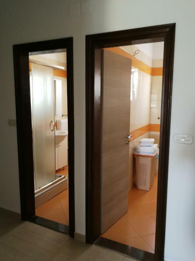 Apartments N&M Sukosan Luaran gambar
