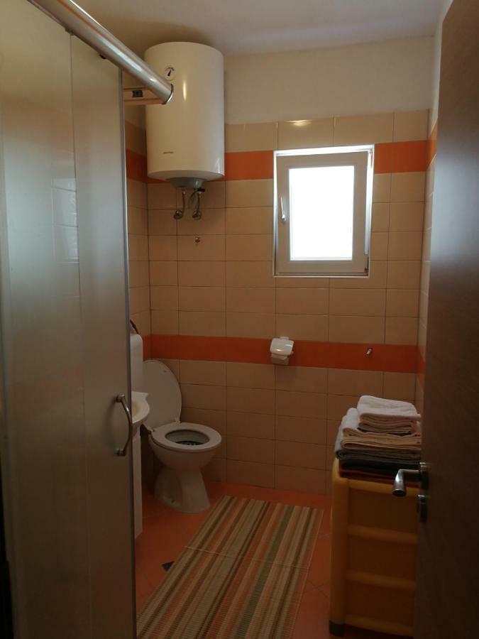 Apartments N&M Sukosan Luaran gambar