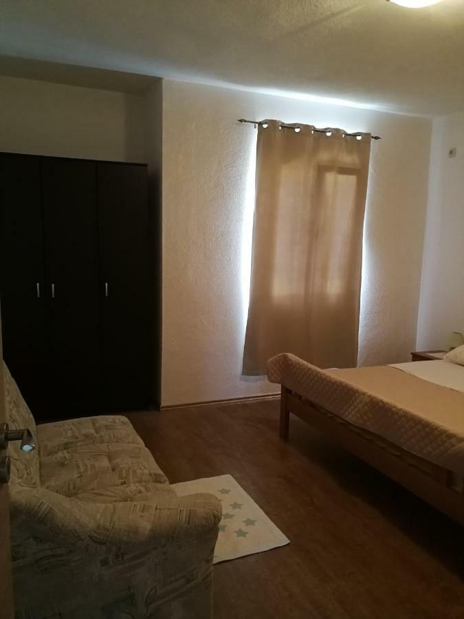 Apartments N&M Sukosan Luaran gambar