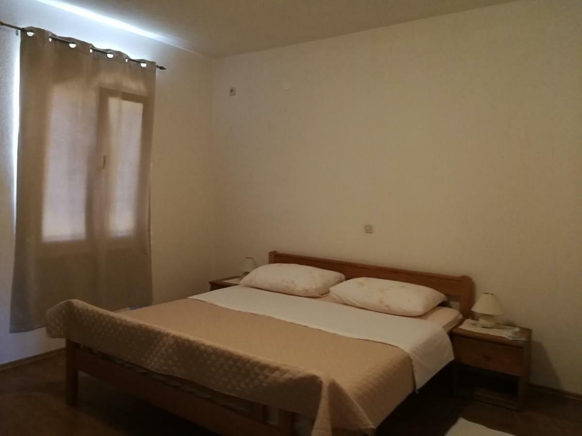 Apartments N&M Sukosan Luaran gambar