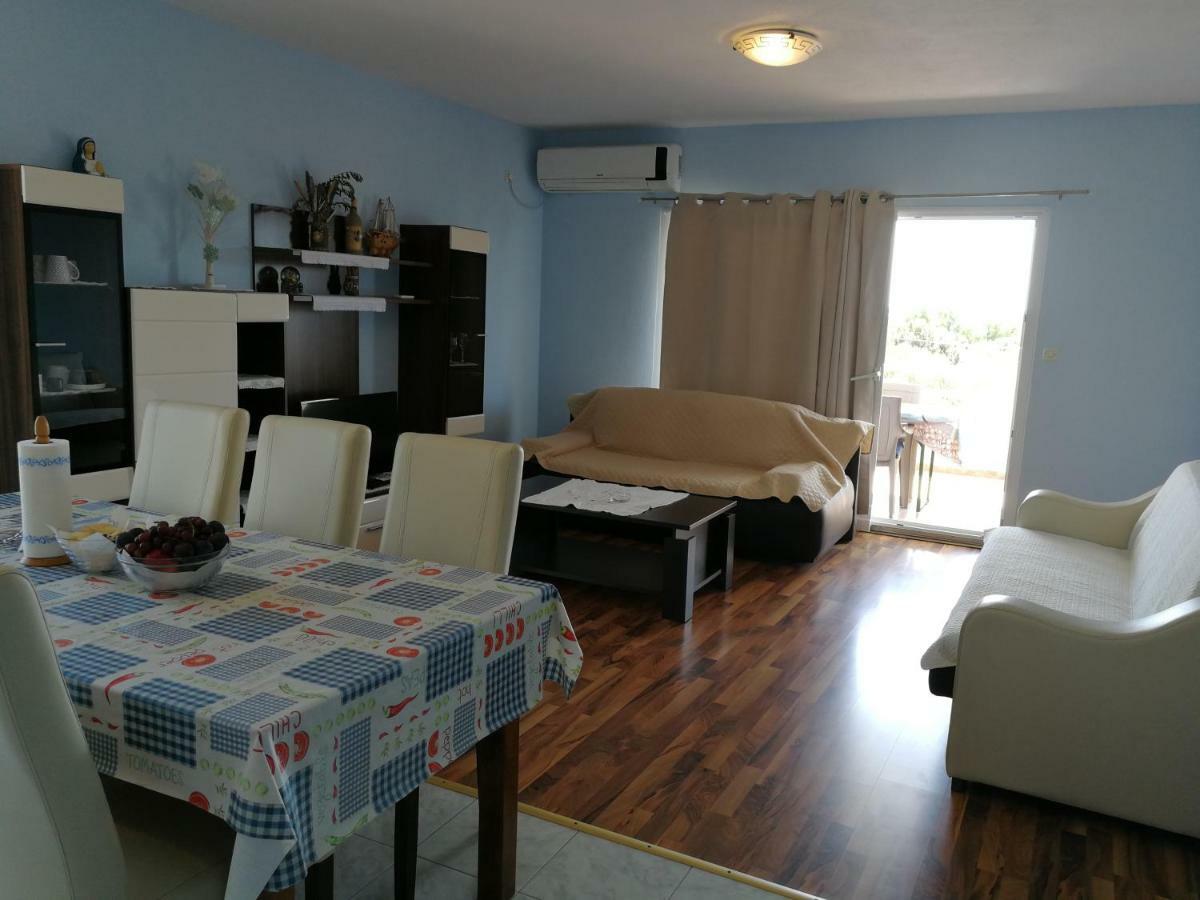 Apartments N&M Sukosan Luaran gambar